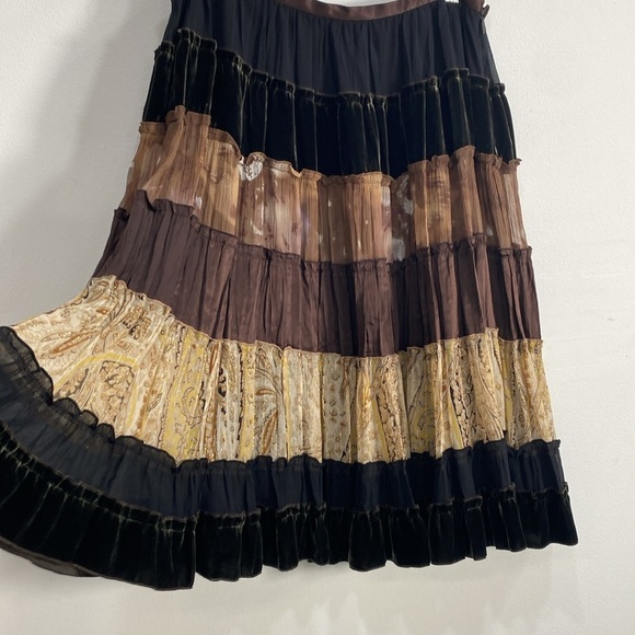 BCBG Maxazria Boho Tiered Skirt Small - Picture 3 of 9